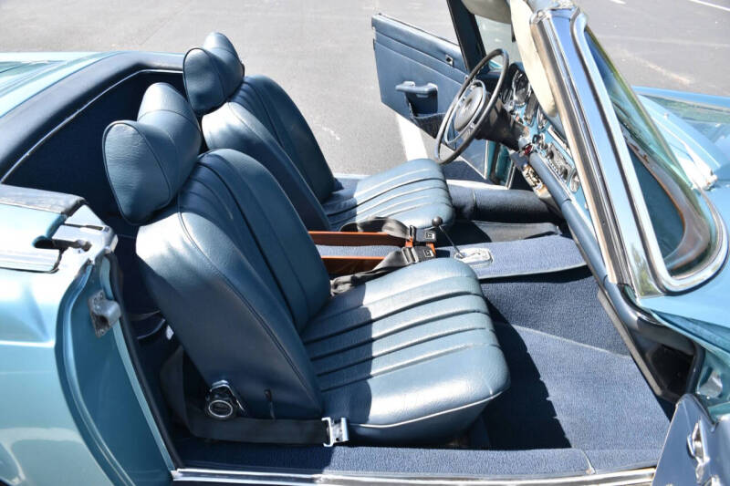 1971 Mercedes-Benz 280-Class