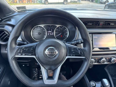 2019 Nissan Kicks S