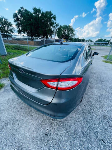 2014 Ford Fusion S