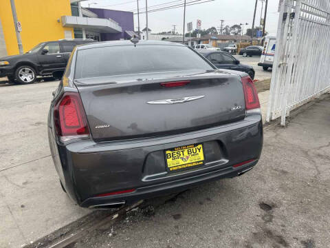 2016 Chrysler 300