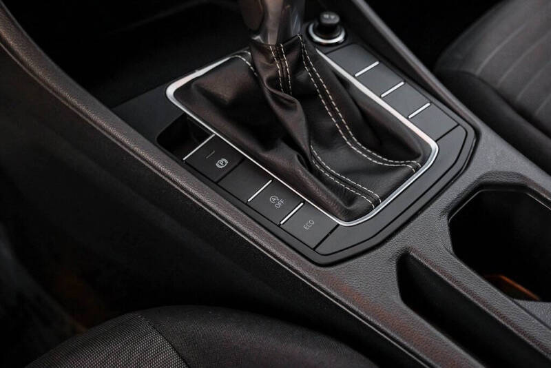 2025 Volkswagen Jetta S