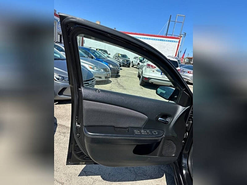 2014 Dodge Avenger SE