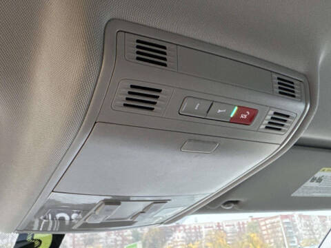 2022 Volkswagen Taos SE 4Motion