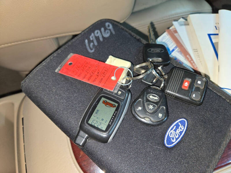 2004 Ford Excursion Limited