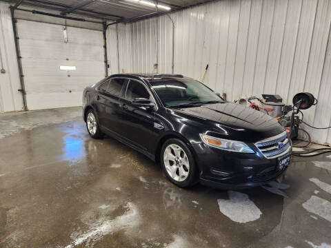 2012 Ford Taurus for sale at Lanny's Auto in Winterset IA