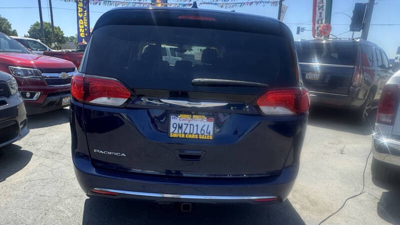 2018 Chrysler Pacifica Touring Plus