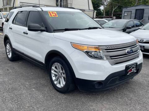 2015 Ford Explorer