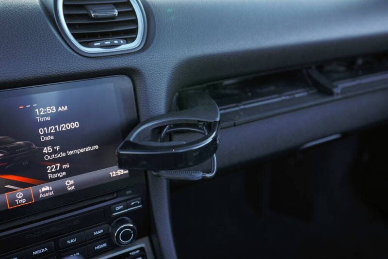 2021 Porsche 718 Boxster