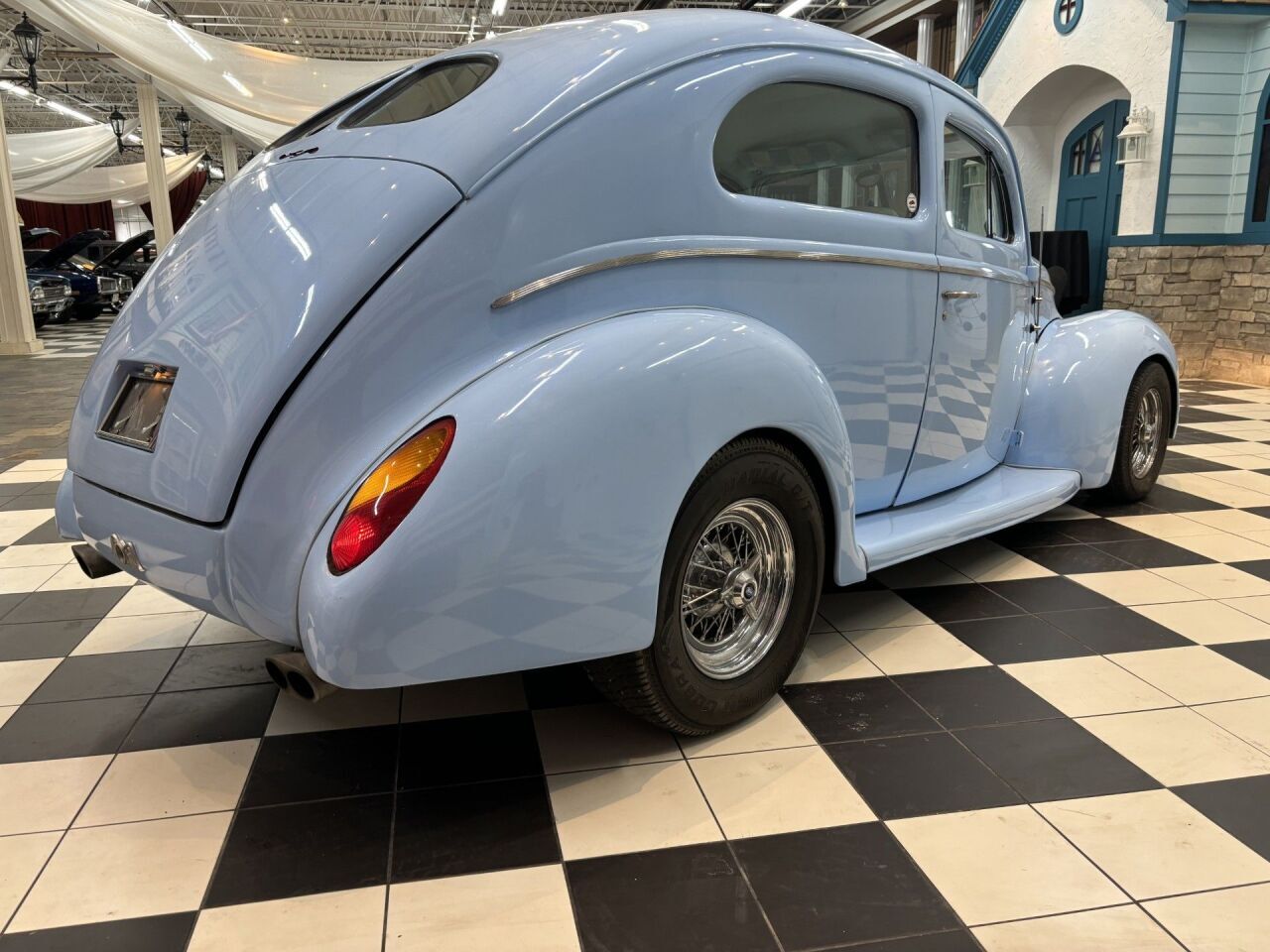 1940 Ford Sedan 6