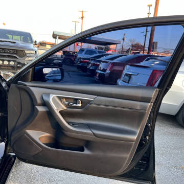 2018 Nissan Altima 2.5 SR