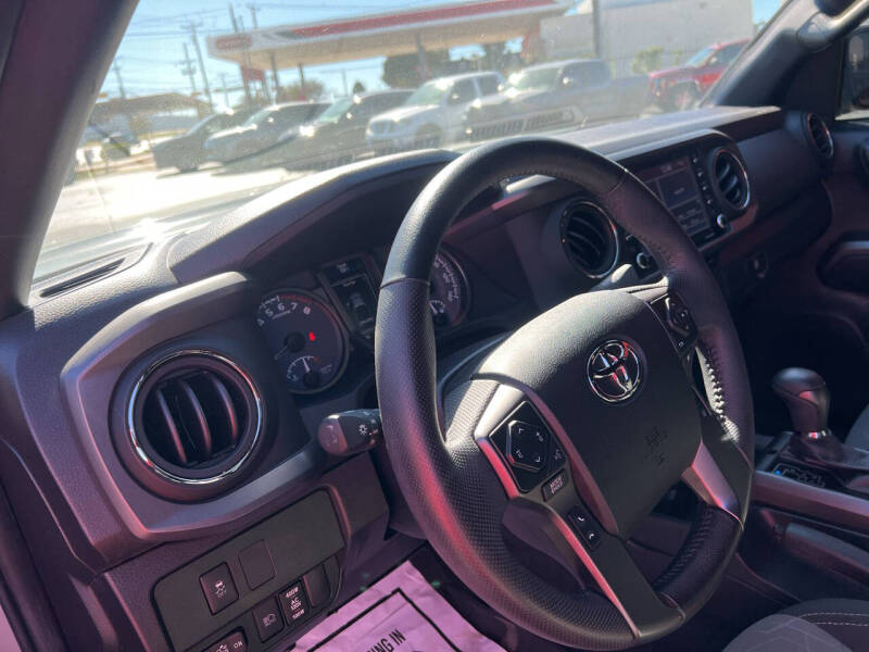 2022 Toyota Tacoma TRD Off-Road