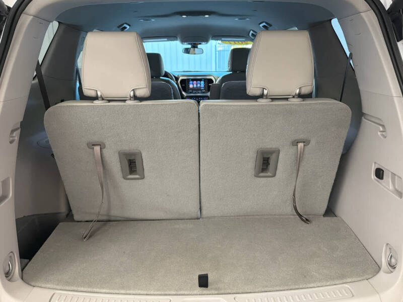 2017 GMC Acadia SLT-1