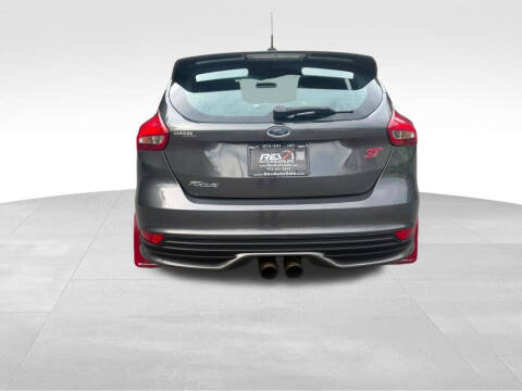 2017 Ford Focus ST
