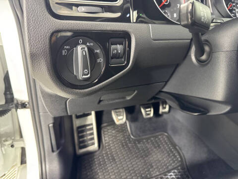 2021 Volkswagen Golf GTI S