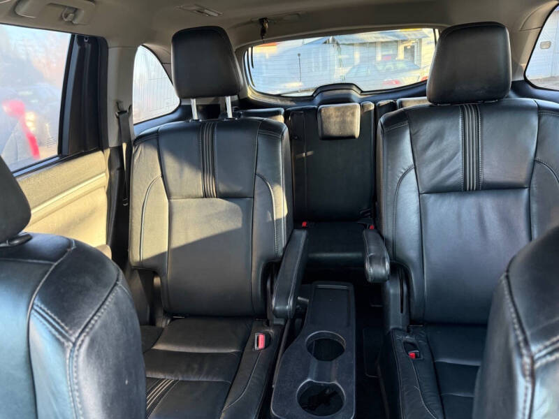 2017 Toyota Highlander SE