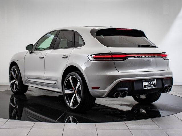 2025 Porsche Macan S