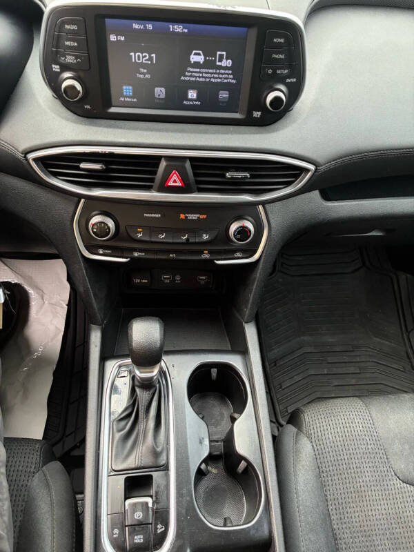 2019 Hyundai Santa Fe SE 2.4L