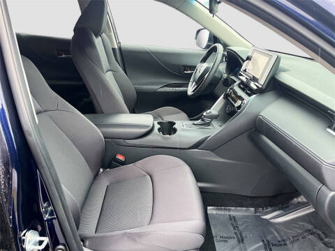 2024 Toyota Venza LE