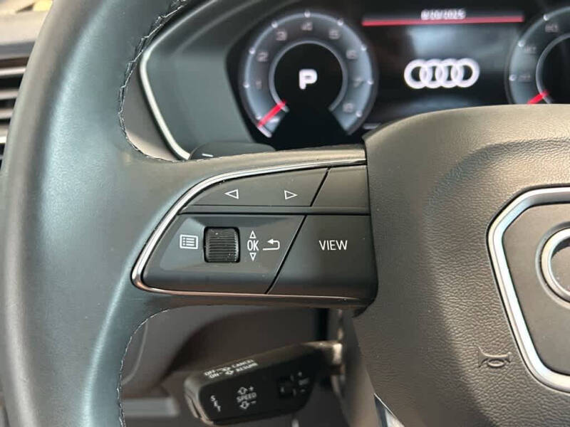 2025 Audi Q5 quattro Premium Plus 40 TFSI