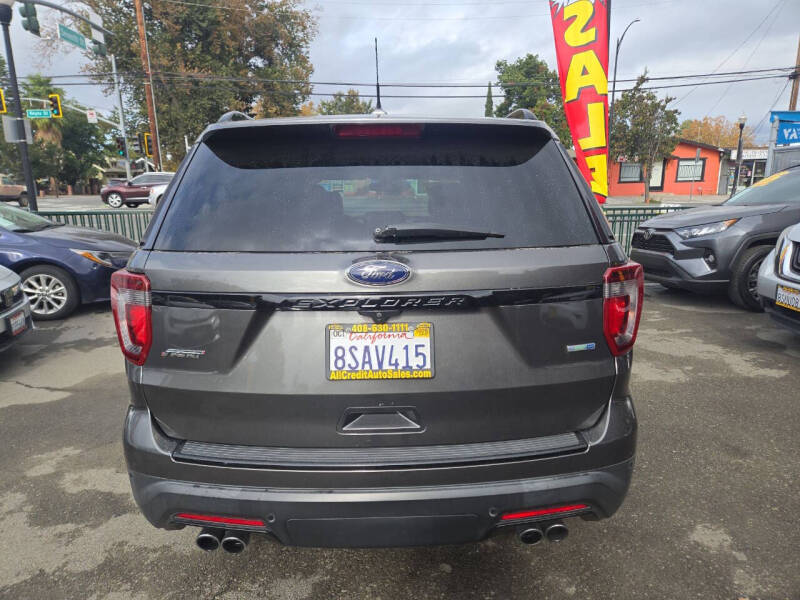 2018 Ford Explorer Sport