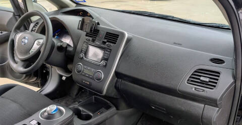 2016 Nissan LEAF S-24