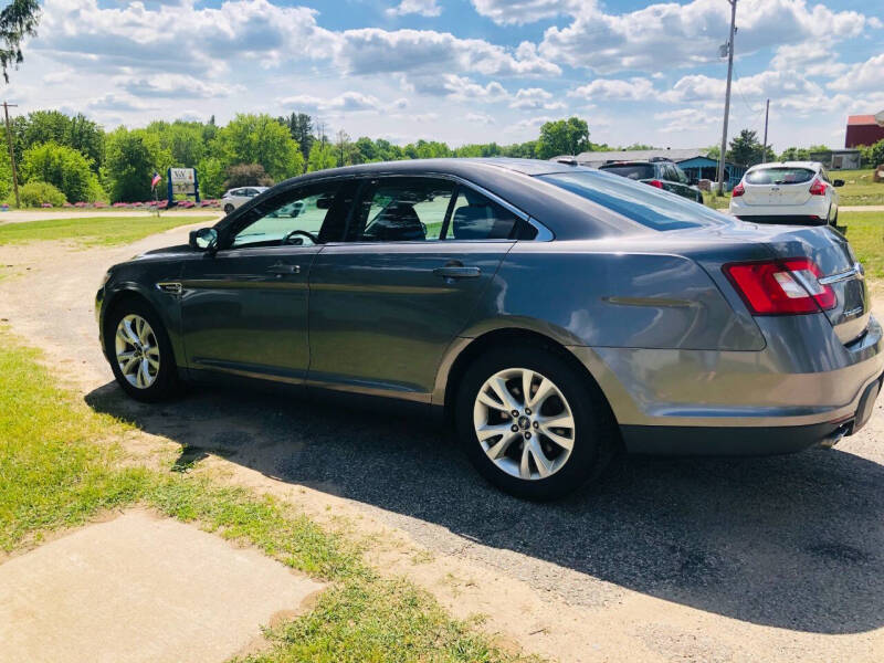 2011 Ford Taurus SEL