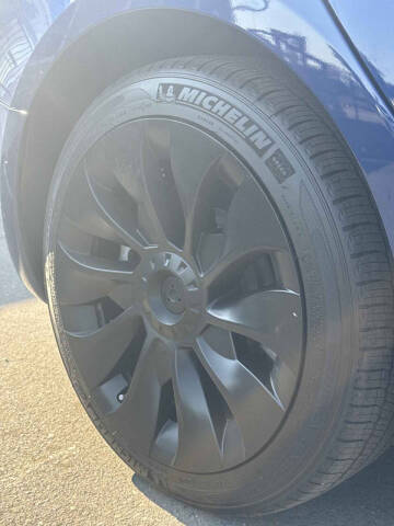 2019 Tesla Model 3 Mid Range