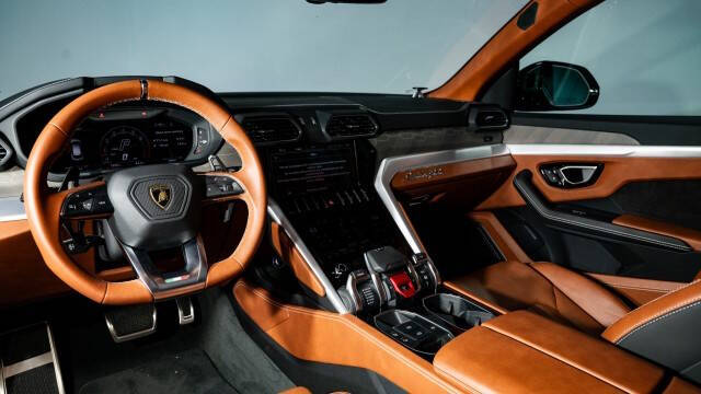 2024 Lamborghini Urus S