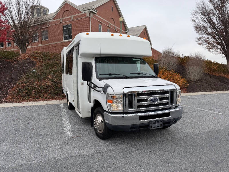2012 Ford E-350