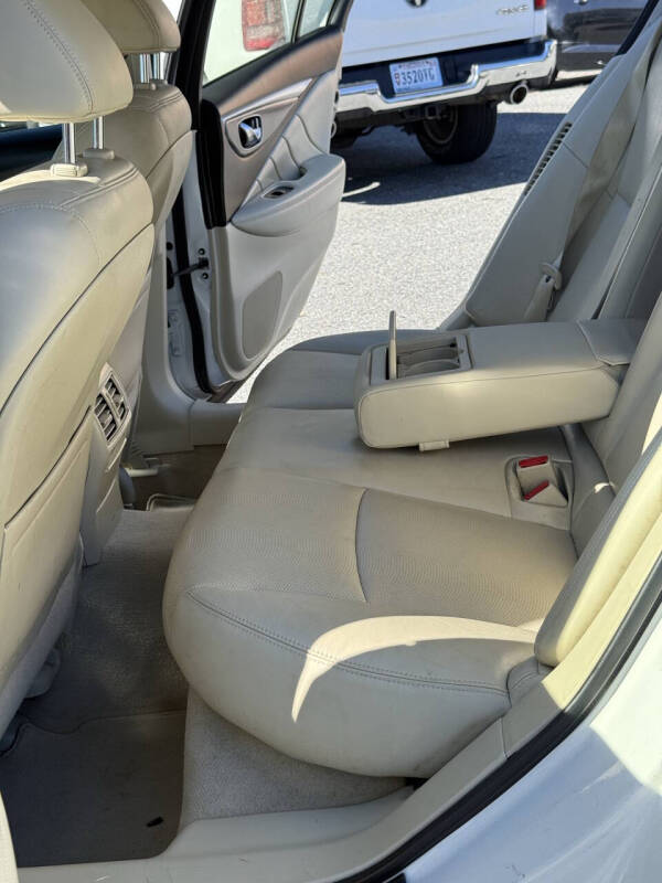 2015 Infiniti Q50 Hybrid Premium