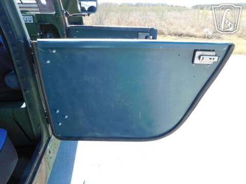 2002 AM General M1123