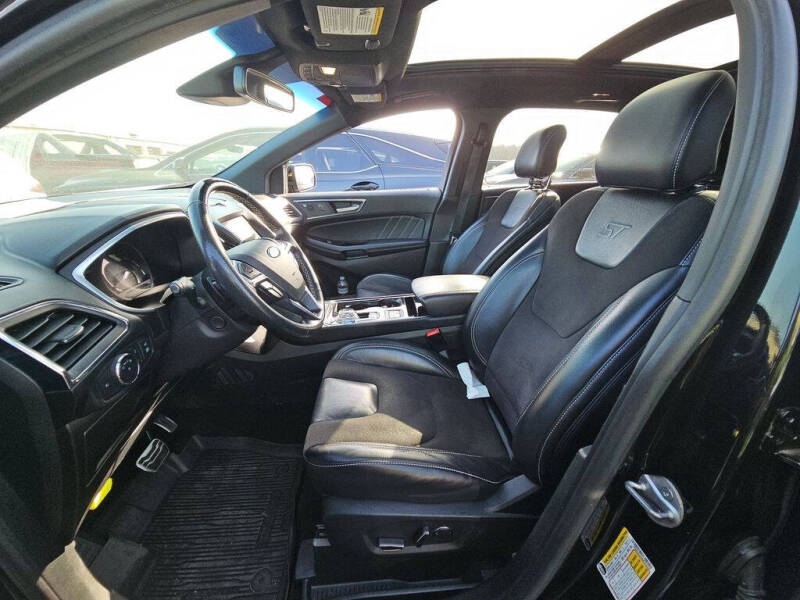 2019 Ford Edge ST