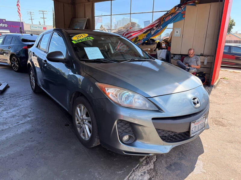 2013 Mazda MAZDA3 i Touring