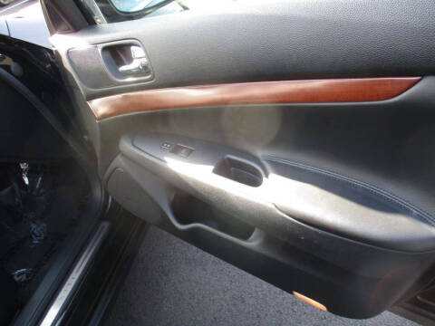 2009 Infiniti G37 Sedan x