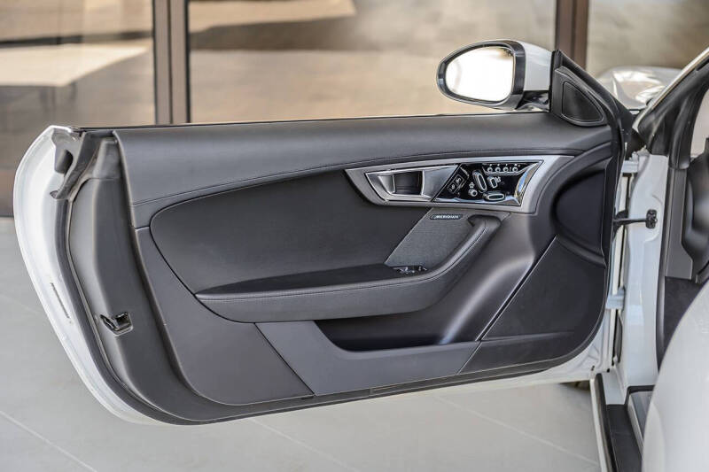 2014 Jaguar F-TYPE