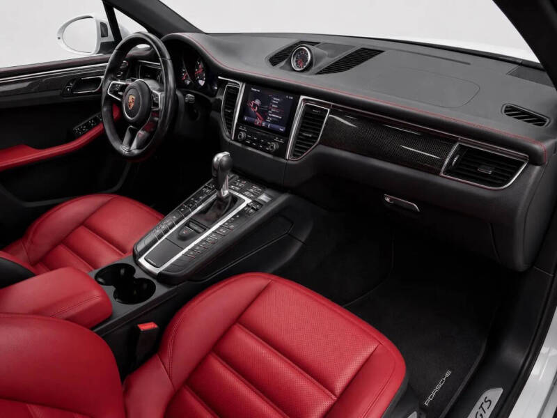 2017 Porsche Macan GTS