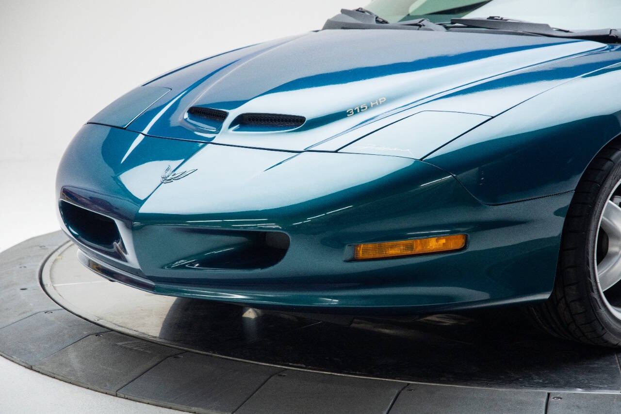 1995 Pontiac Firebird 17