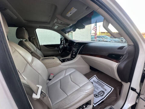 2015 Cadillac Escalade ESV Luxury