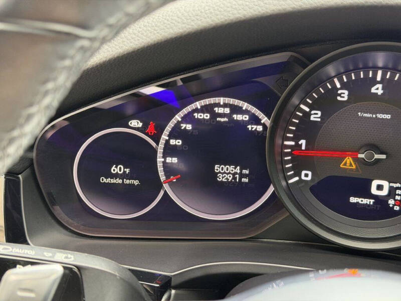 2022 Porsche Cayenne Coupe