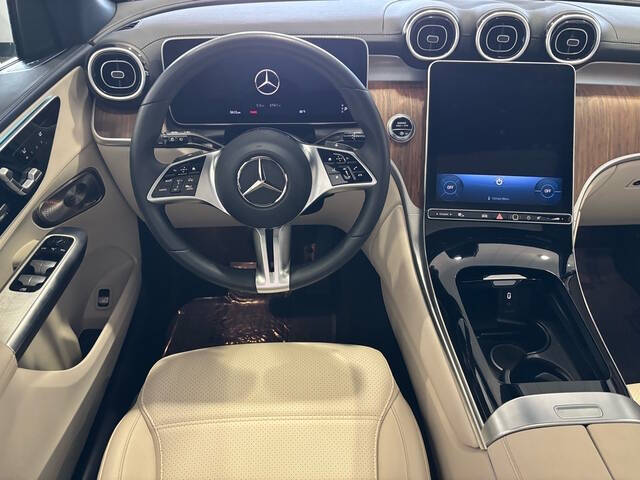 2024 Mercedes-Benz GLC GLC 300