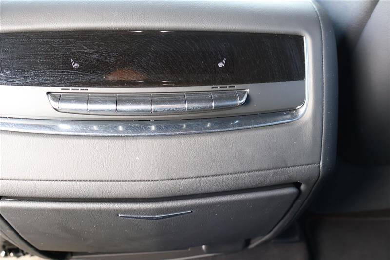 2024 Cadillac Escalade ESV Luxury