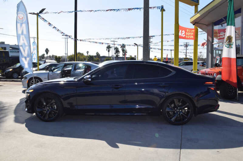 2023 Genesis G70