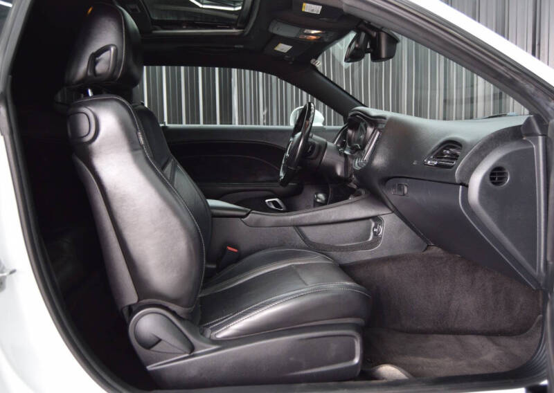 2018 Dodge Challenger SXT Plus