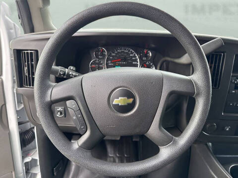 2024 Chevrolet Express 2500