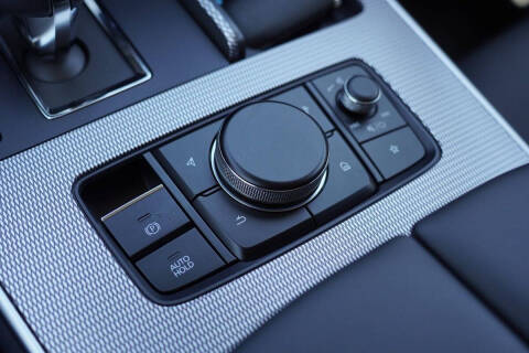 2025 Mazda CX-70 Plug-in Hybrid Premium