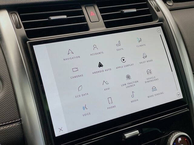 2023 Land Rover Discovery P300 S R-Dynamic