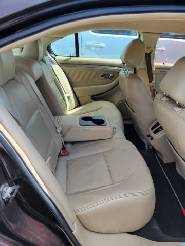 2013 Ford Taurus SEL