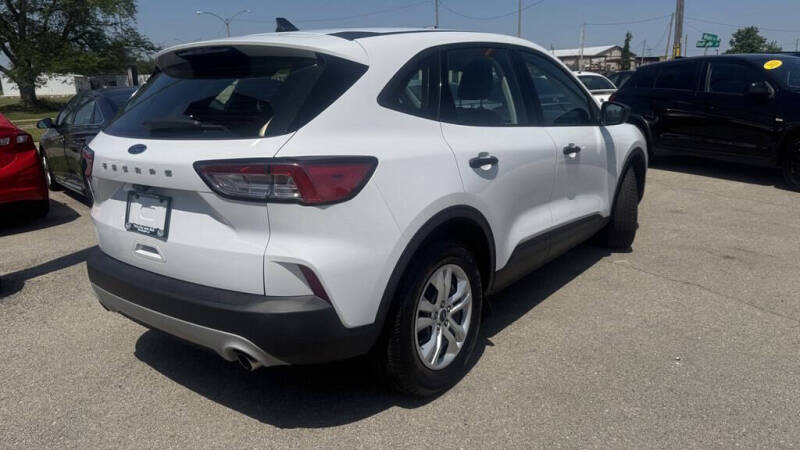 2022 Ford Escape S