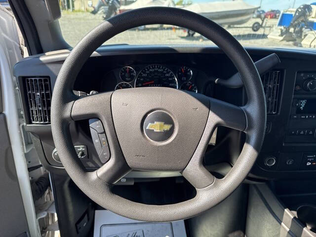 2023 Chevrolet Express 2500