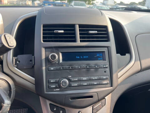 2016 Chevrolet Sonic LS Auto